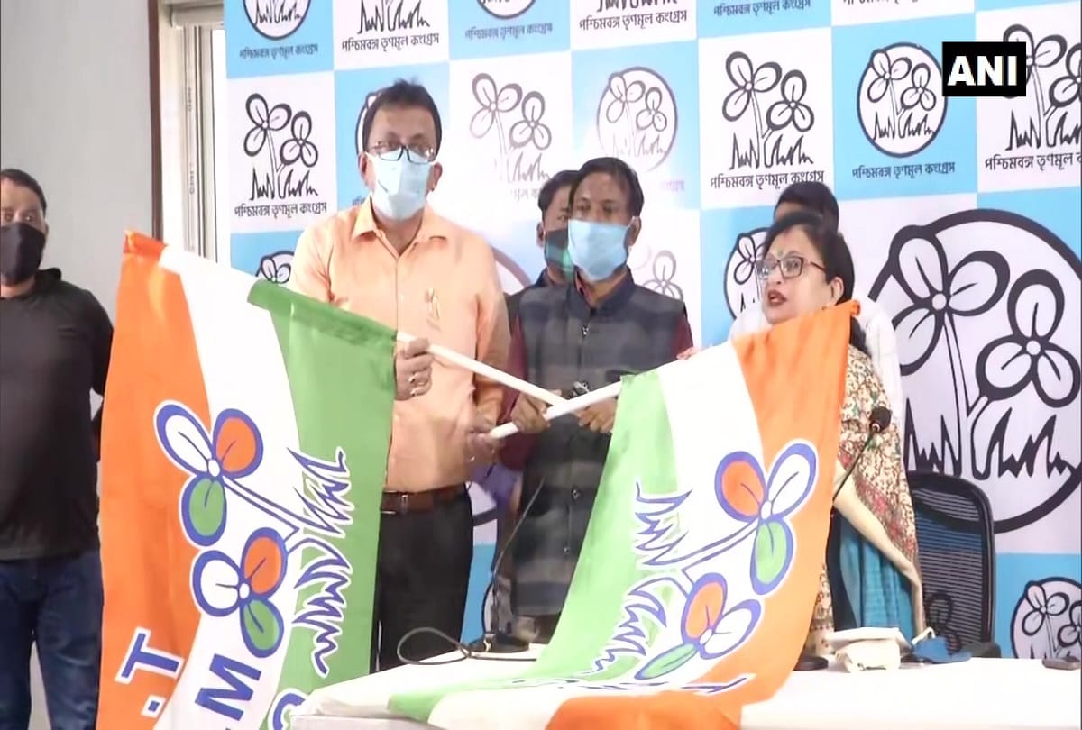 West Bengal acting AIMIM Chief SK Abdul Kalam joins TMC along with several other members