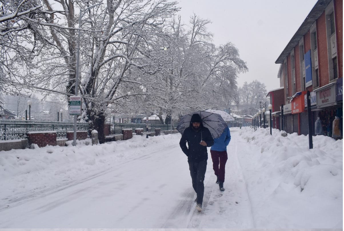 Weather Forecast Today Update in Jammu Kashmir News snowfall in kashmir