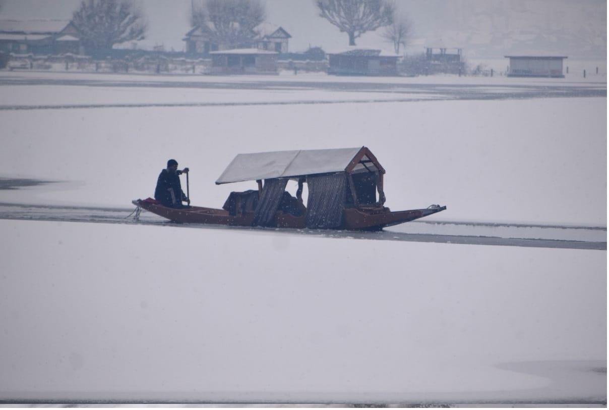 Weather Forecast Today Update in Jammu Kashmir News snowfall in kashmir