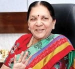 राज्यपाल आनंदीबेन पटेल।
