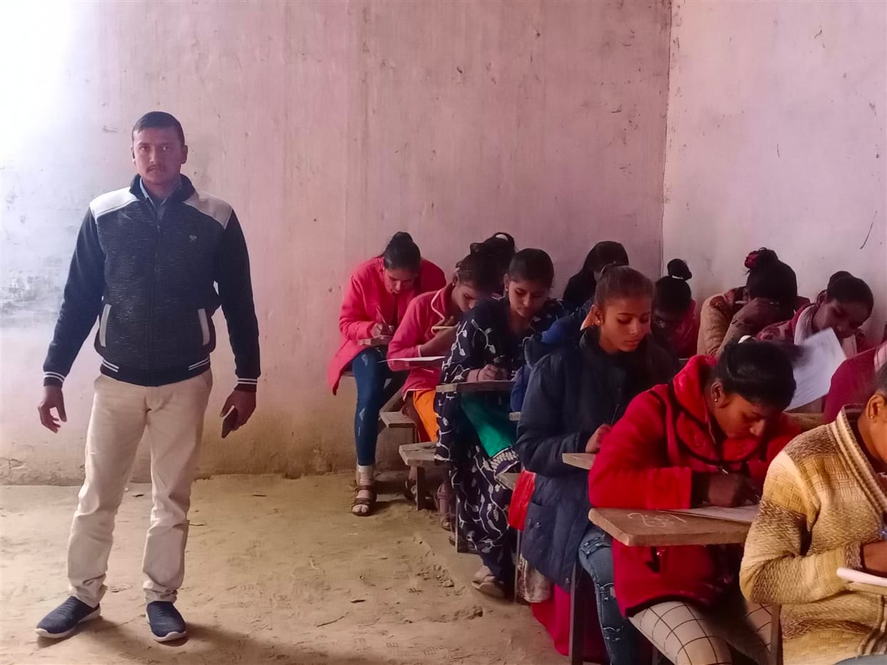 Hathras: 455 candidates appeared for the computer entrance examination