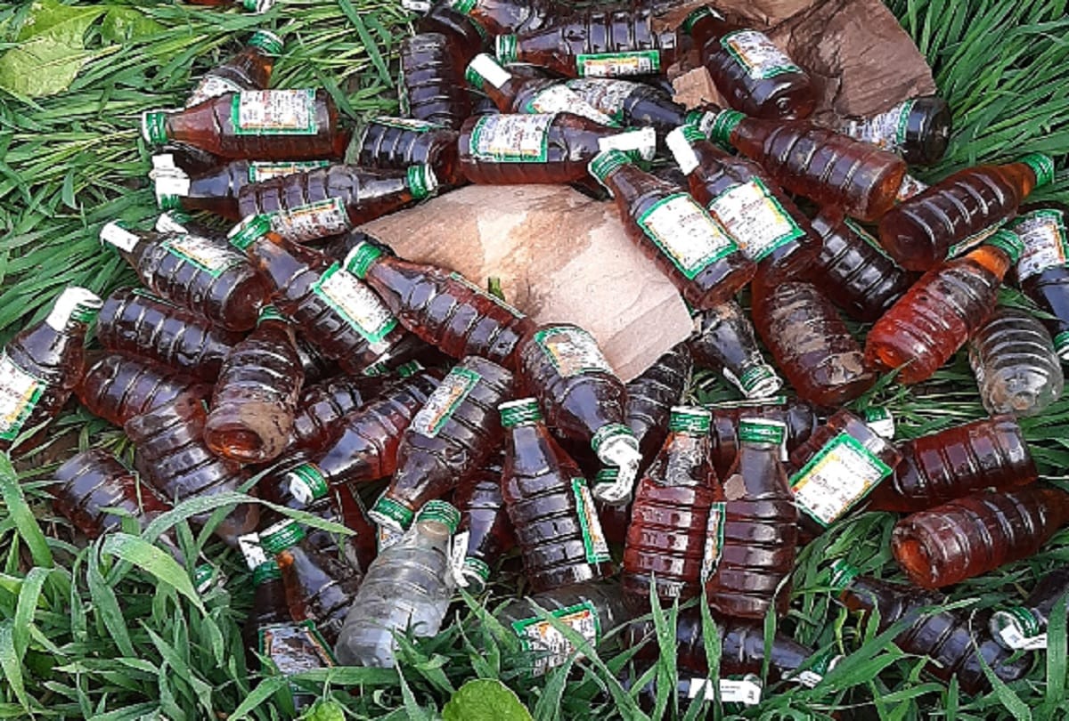 Haryana liquor was being transported by ambulance in Barabanki, accused absconding