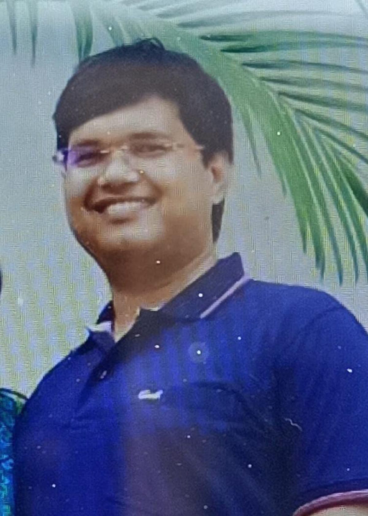 two doctors died in accident car balance Impaired due to Tires burst in Varanasi