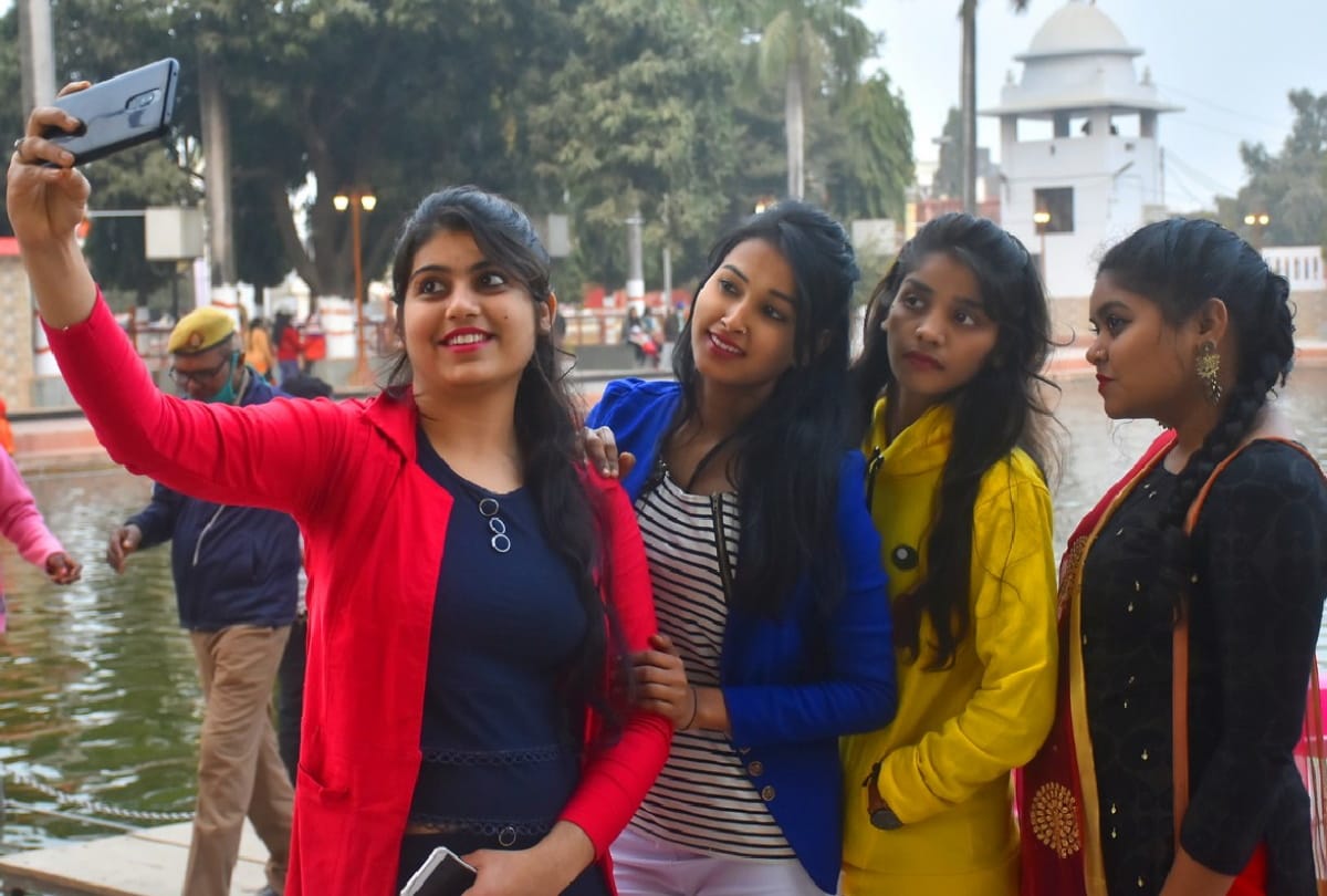 khichdi mela gorakhnath mandir see latest photos