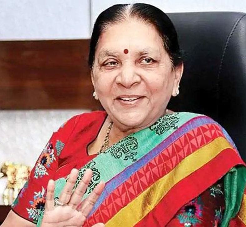 governer Anandiben patel will come aligarh