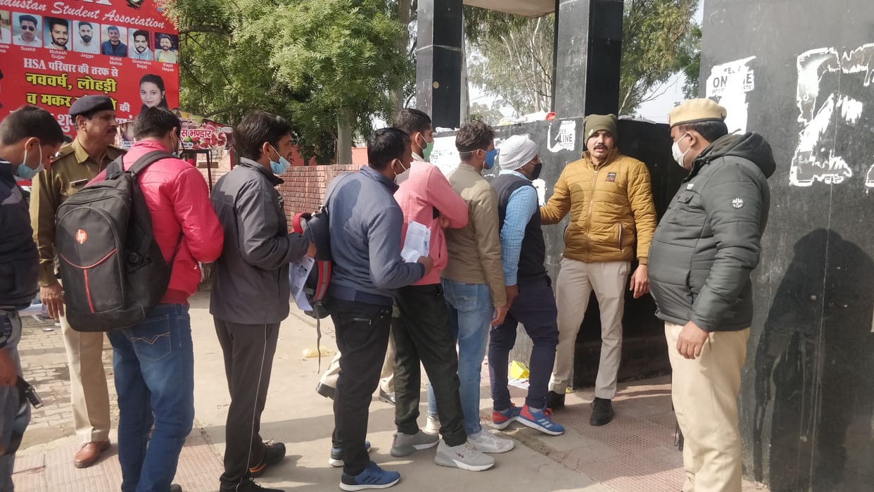 Answers to E-code questions recovered from the candidates taking the village secretary exam