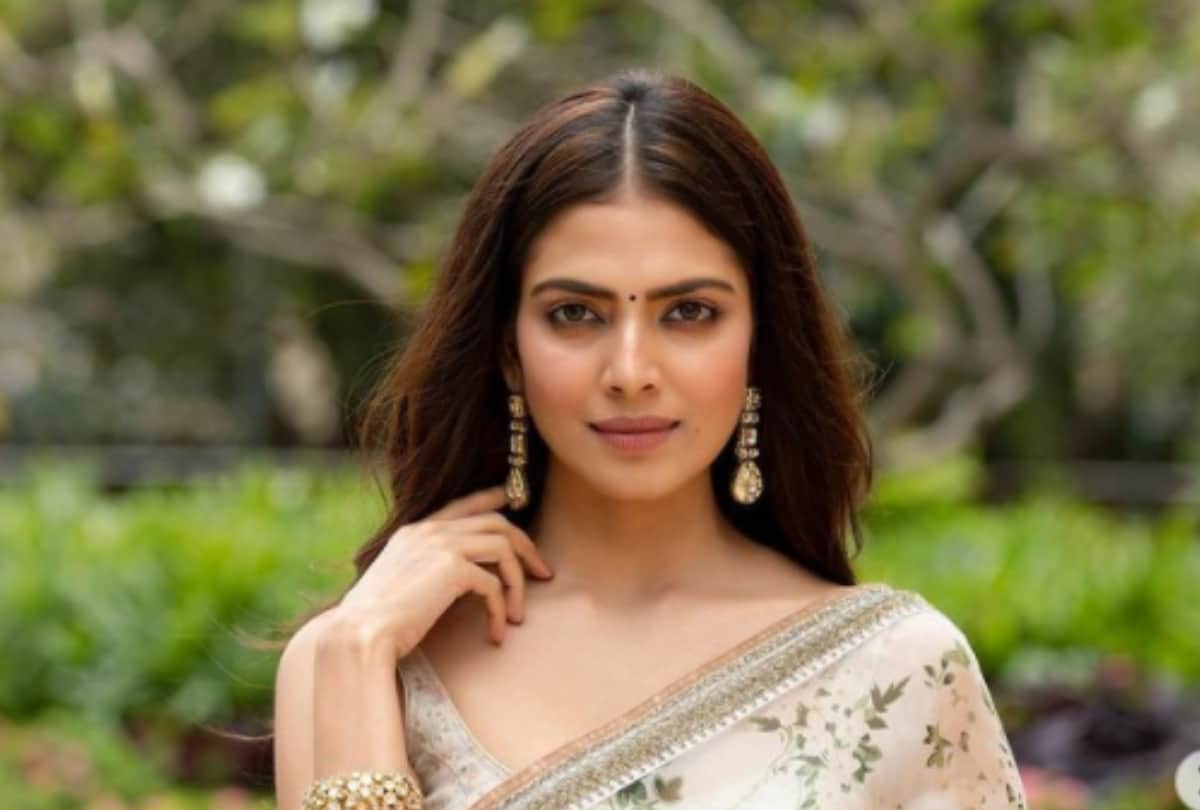 Malvika mohanan birthday south indian actress has charmed fans with her beauty know some lesser known facts