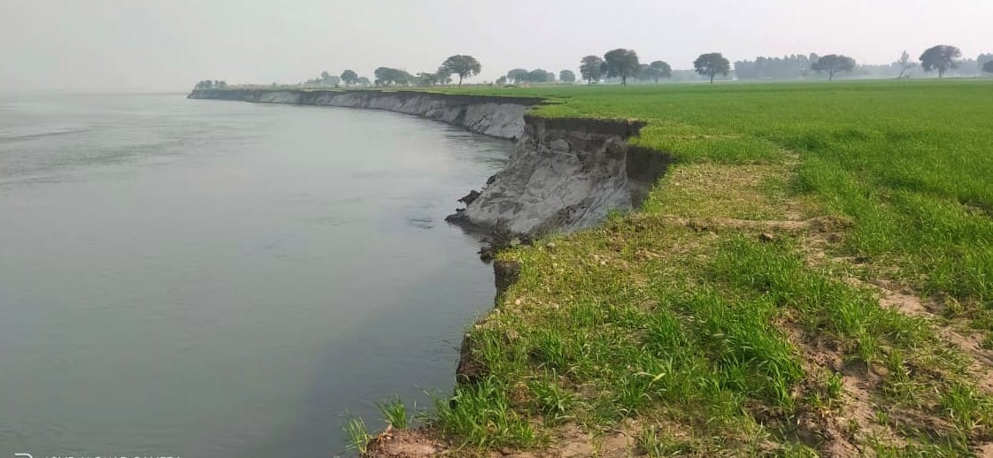 Farmers' wheat is being gifted to Ghagra