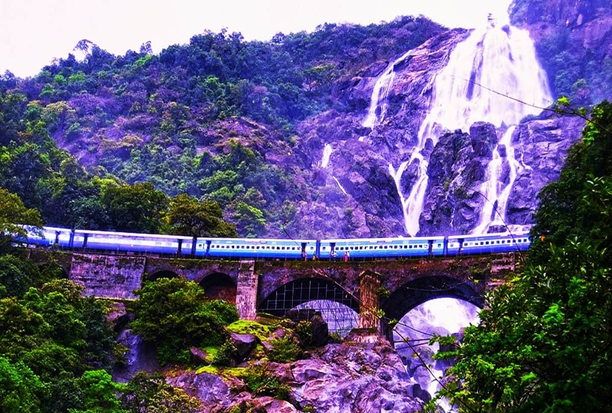 Stunning pics of trains passing through different parts of India will amaze you
