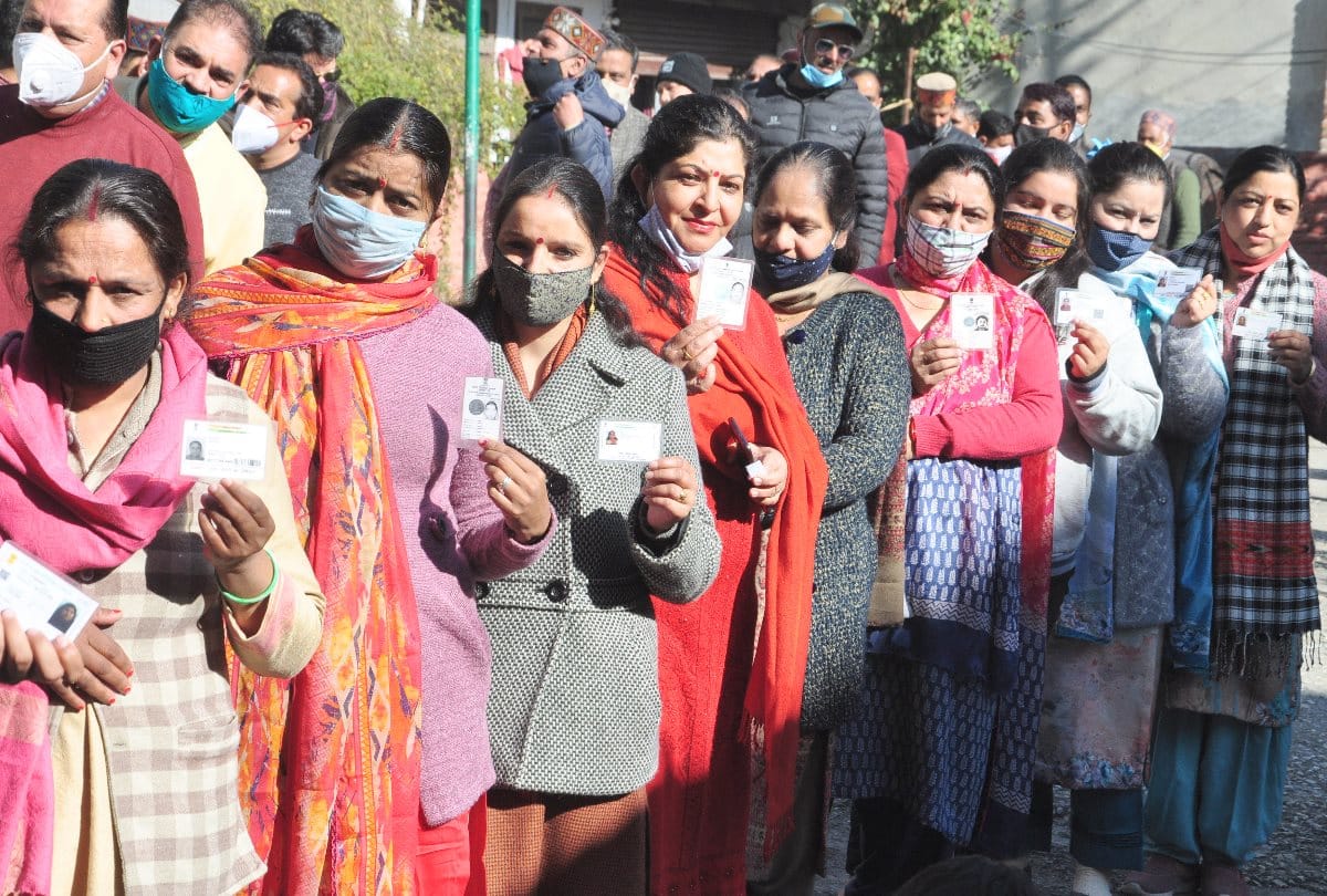 mandi parliamentary constituency by election himachal bjp and himachal congress star campaigners
