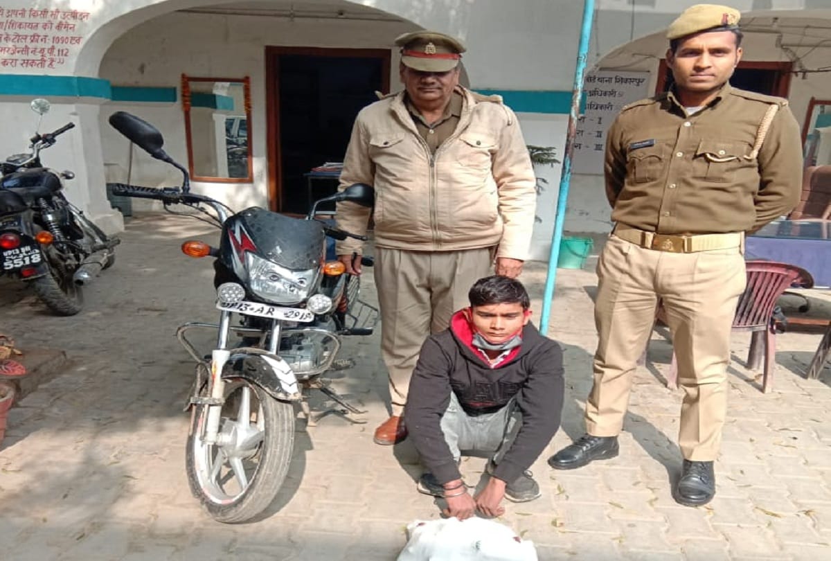 bulandshahr Poisonous Liquor Case young man was selling liquor on bike After closing of shops