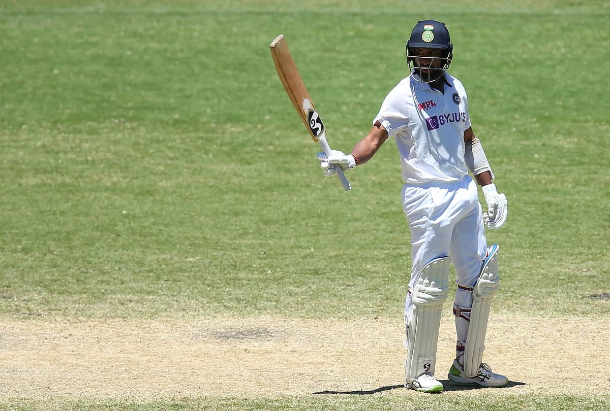 IND vs ENG Cheteshwar Pujara and Sunil Gavaskar advice to Rishabh Pant, don't change your game, but be sensible about your shot