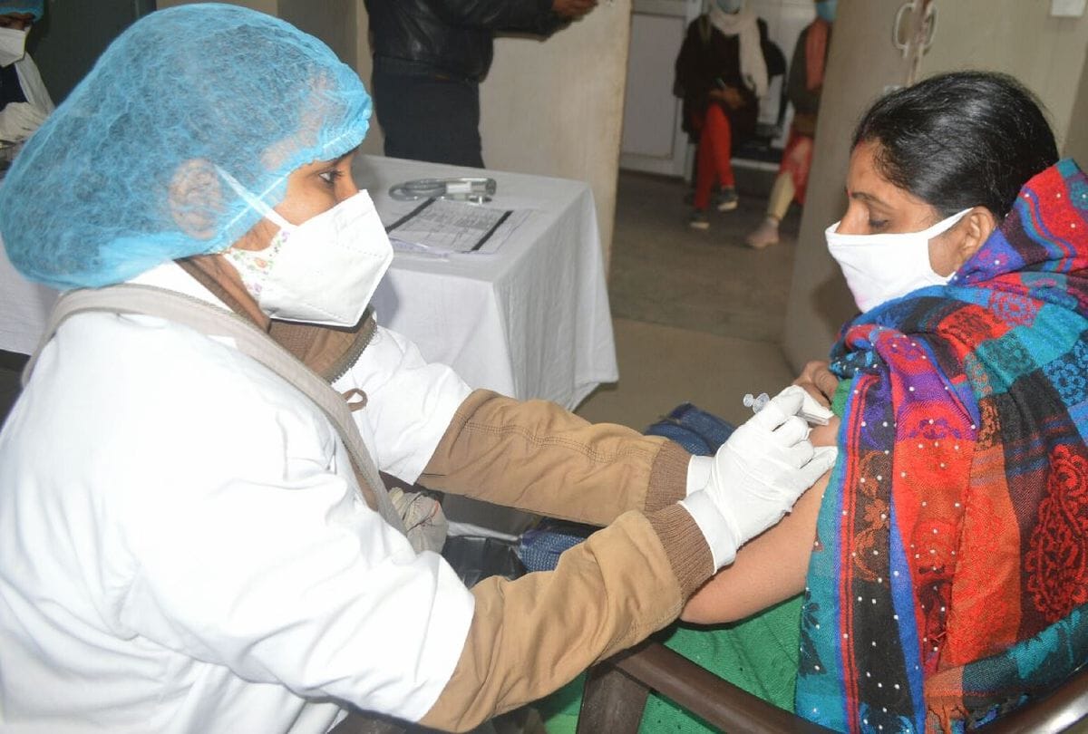 Blood clotting after taking vaccine, one patient died
