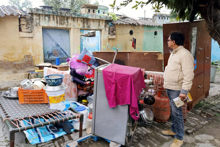 Campaign started against outsiders in railway houses