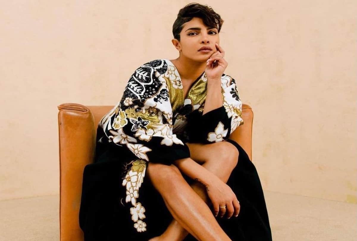 priyanka chopra trolled for wearing high heels with knee cap