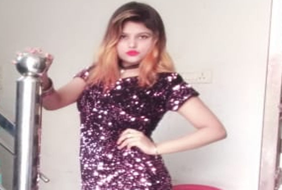 Pratishtha Thakur get Miss World Wide Diva Award