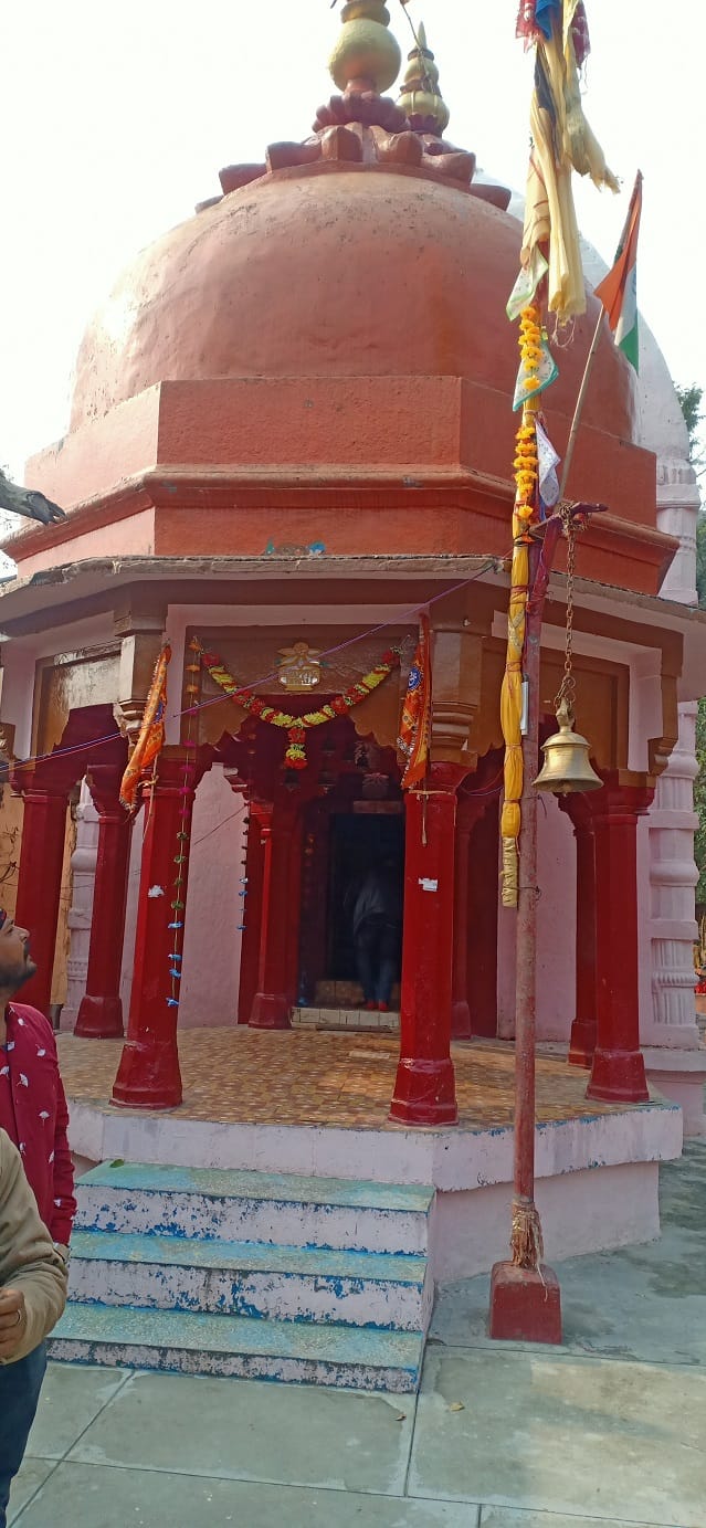 There will be unbroken chanting at Sahasra Thakur temple from Makar Sankranti