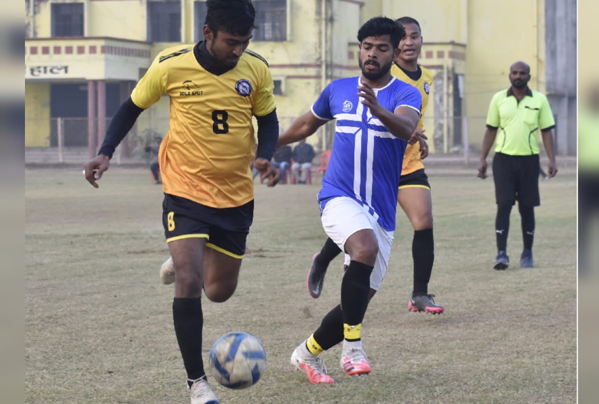 NER captured title of District Level Men Football Competition in Gorakhpur Festival