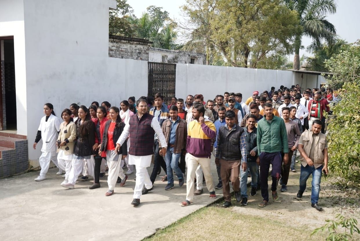 Government is playing with the future of youth: Suraj
