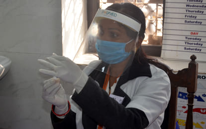 corona vacination: server bottleneck in dryran, beneficiaries upset
