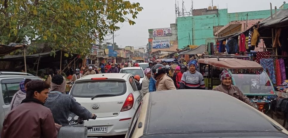 Jam outside SDM office, public upset