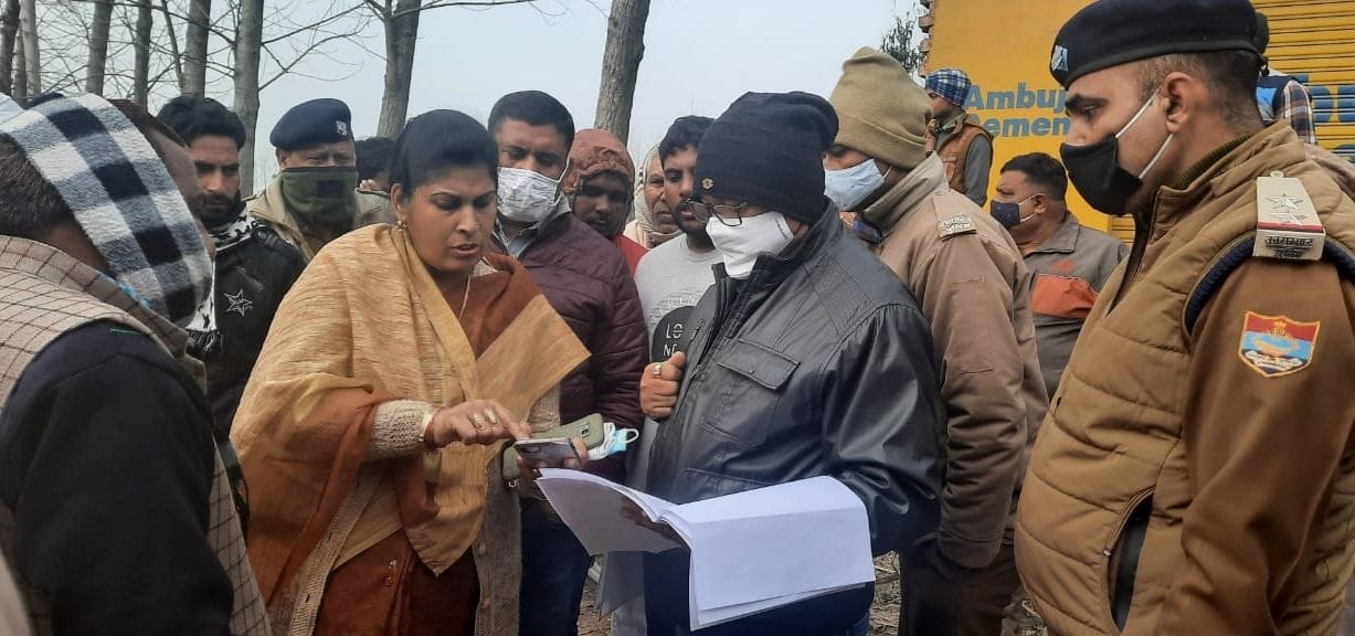 MLA Mamta Rakesh stopped road construction in Khajuri village