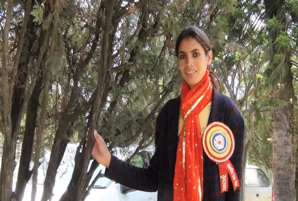 national youth day: jabna chauhan became Panchayat pradhan at the age of 21, Threatened to kill after imposing prohibition in liquor
