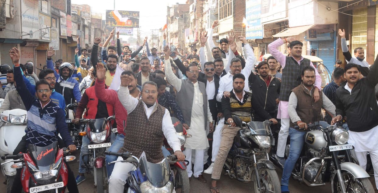 Markets closed in protest against Saraf's murder and ninety million robbery