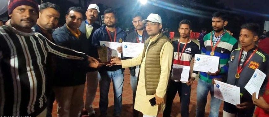 tulaseepur ko haraakar banavaaree nagar teem banee tahaseel chaimpiyan