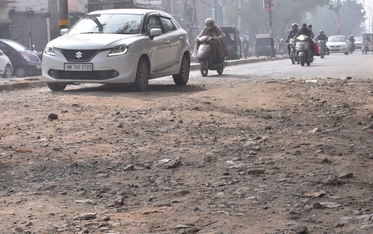 road, siver, main road broken