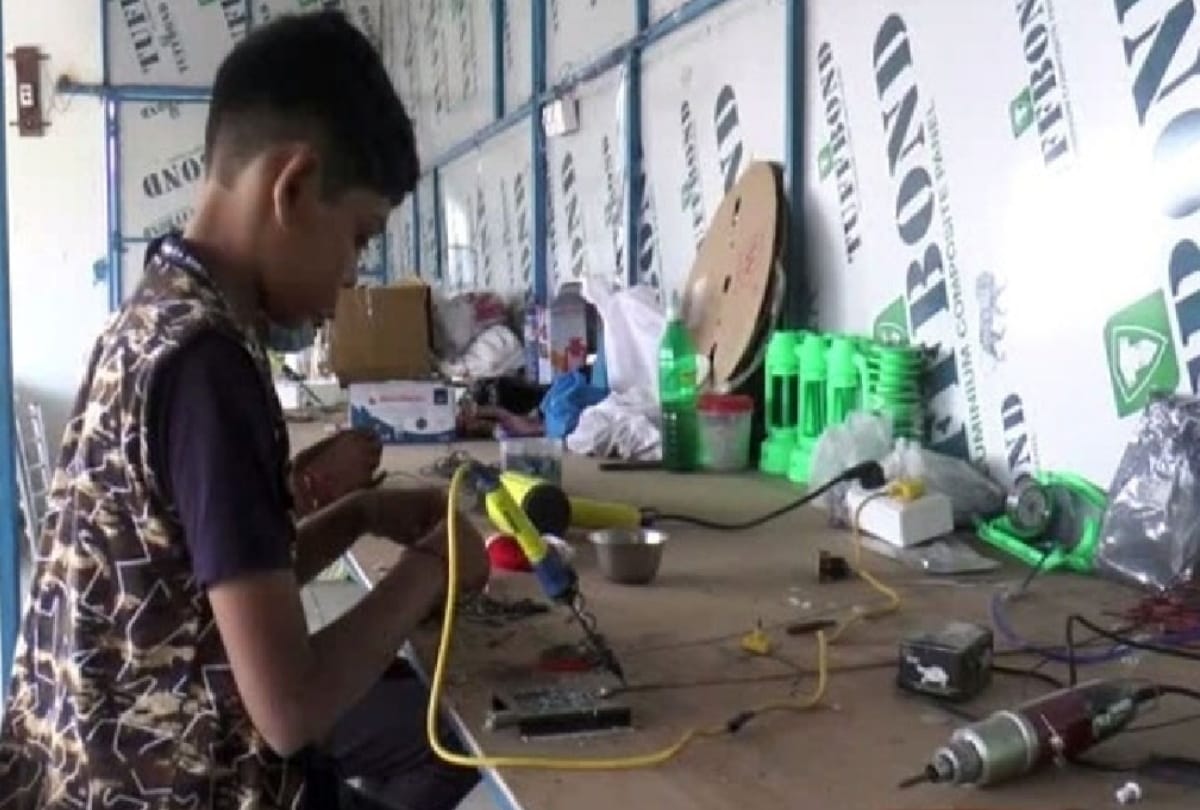 National youth day 2021 special 14 year old Little boy create company and gave job to youth in lockdown