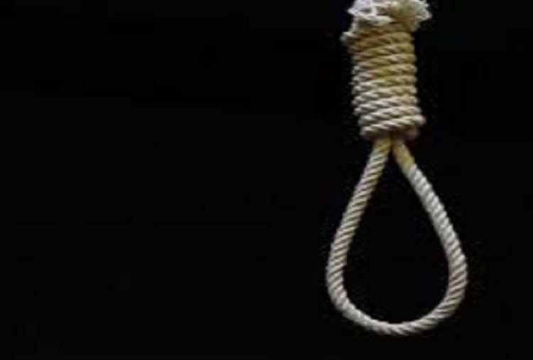 11th girl student commits suicide by hanging in school, Ludhiana