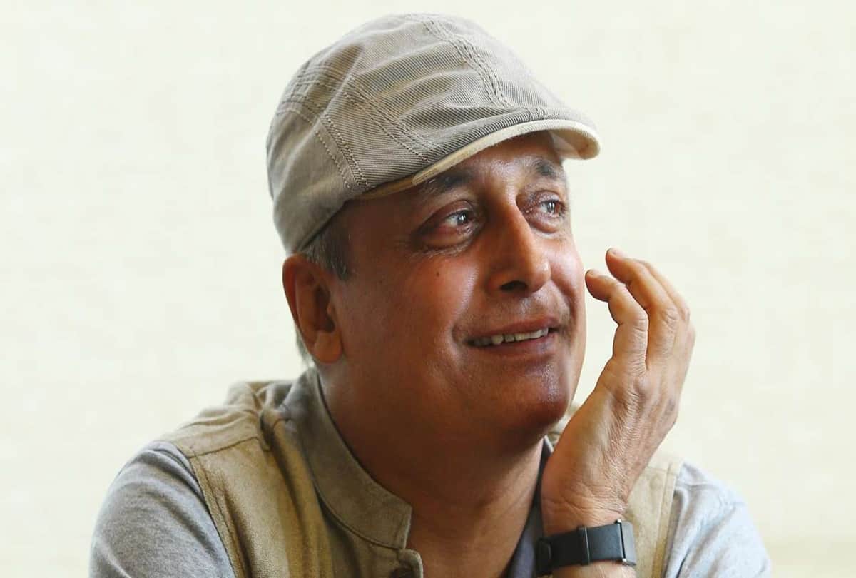 Happy Birthday Piyush Mishra: Here are some lesser known facts about piyush mishra childhood, marriage and career