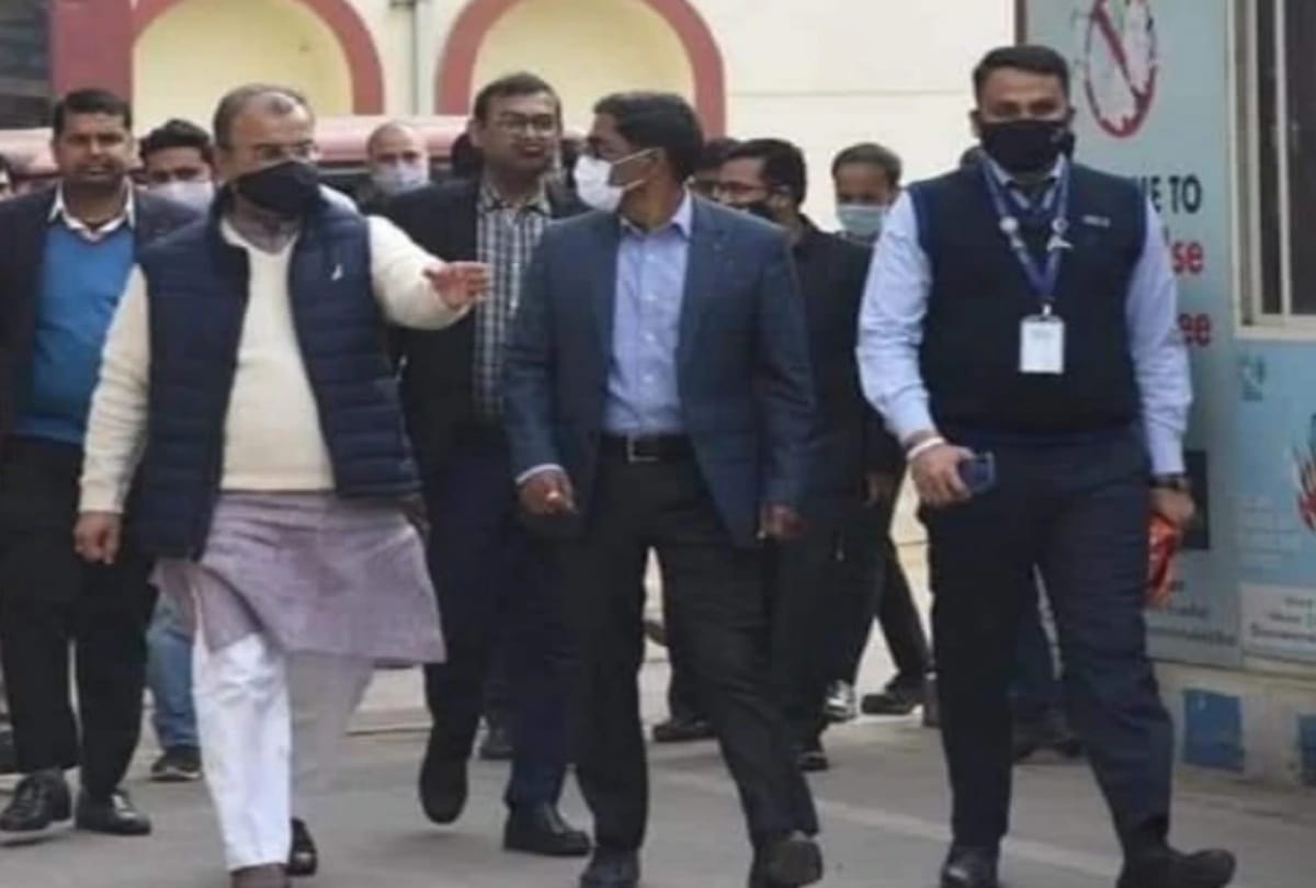 Bihar indigo manager killed in Patna opposition demands resignation from cm Nitish kumar