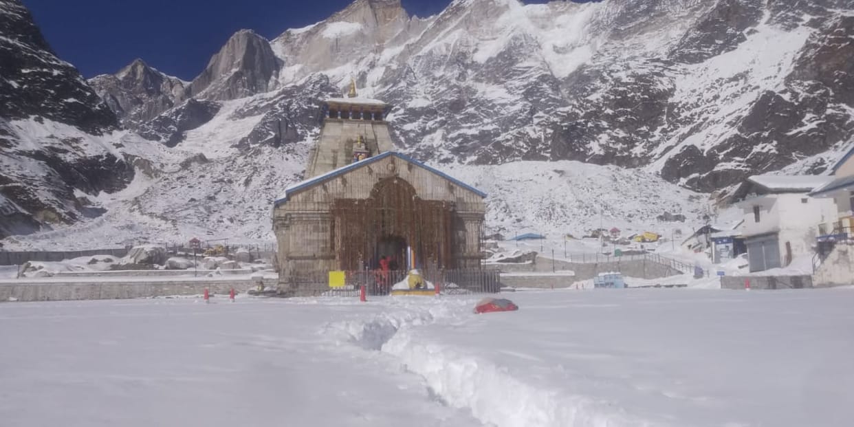 Weather Forecast Today Update in Uttarakhand News: snowfall in hilly areas, fog expected in state plains area