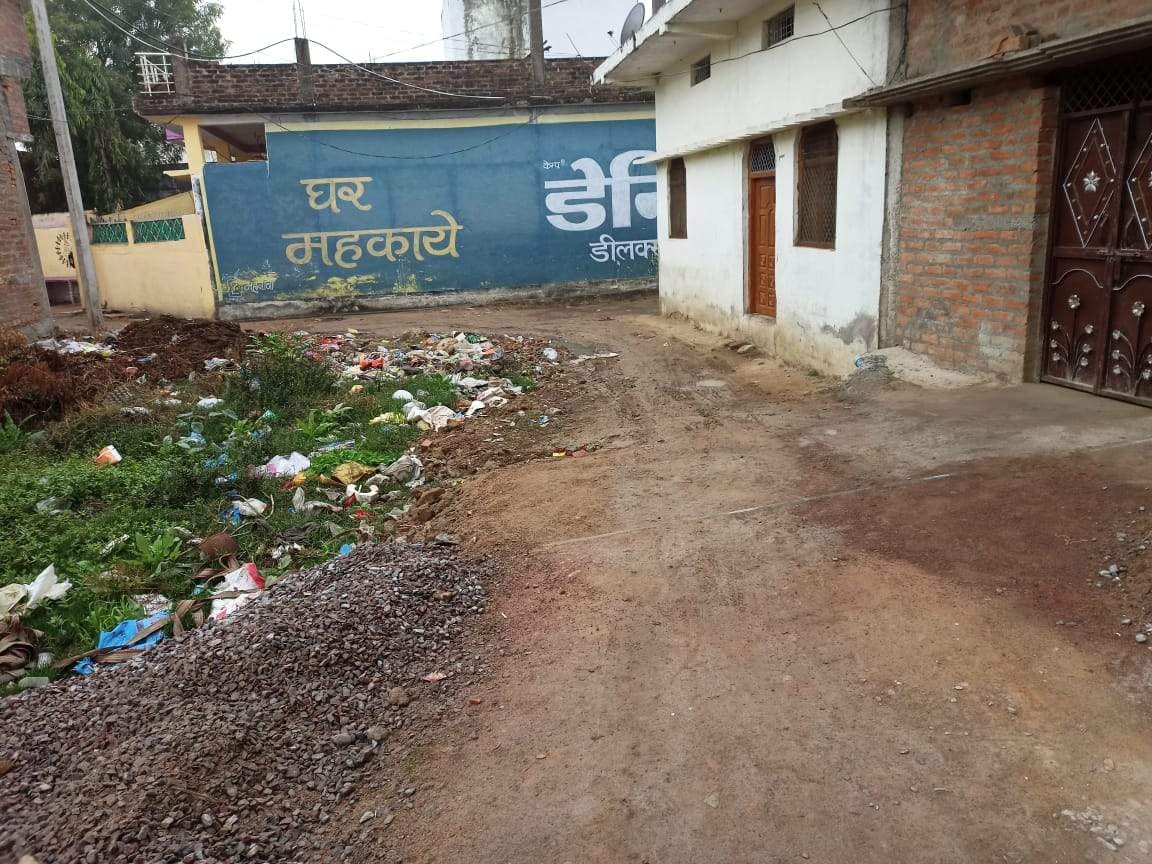 shivaji nager mud filled roads crisis
