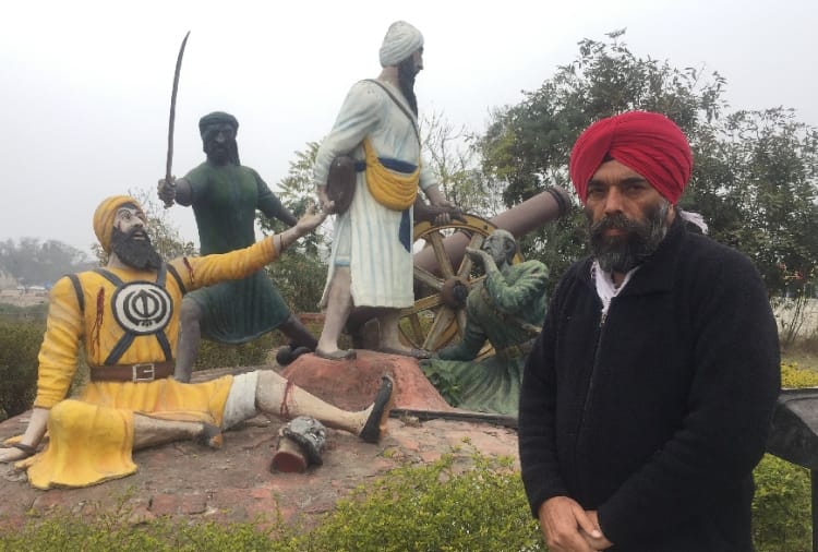 A scooter mechanic of mohali built museum to explain Sikh history 