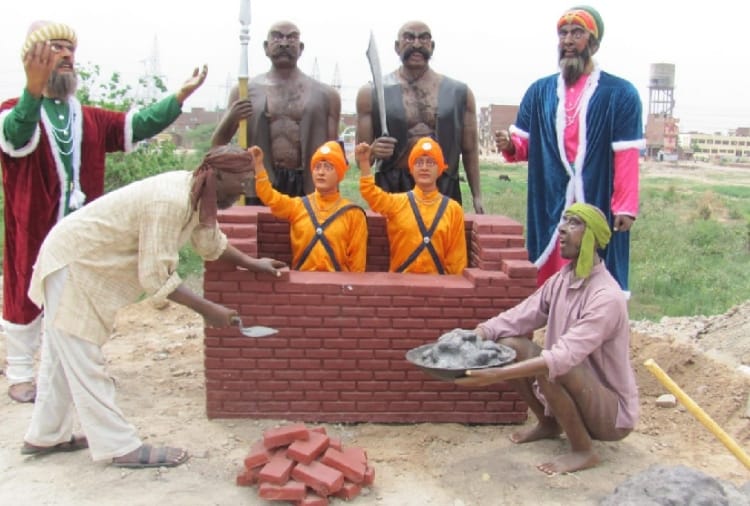 A scooter mechanic of mohali built museum to explain Sikh history 