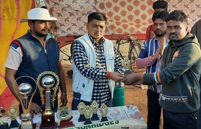 Punahur Panthers and Badusa teams won semi-finals