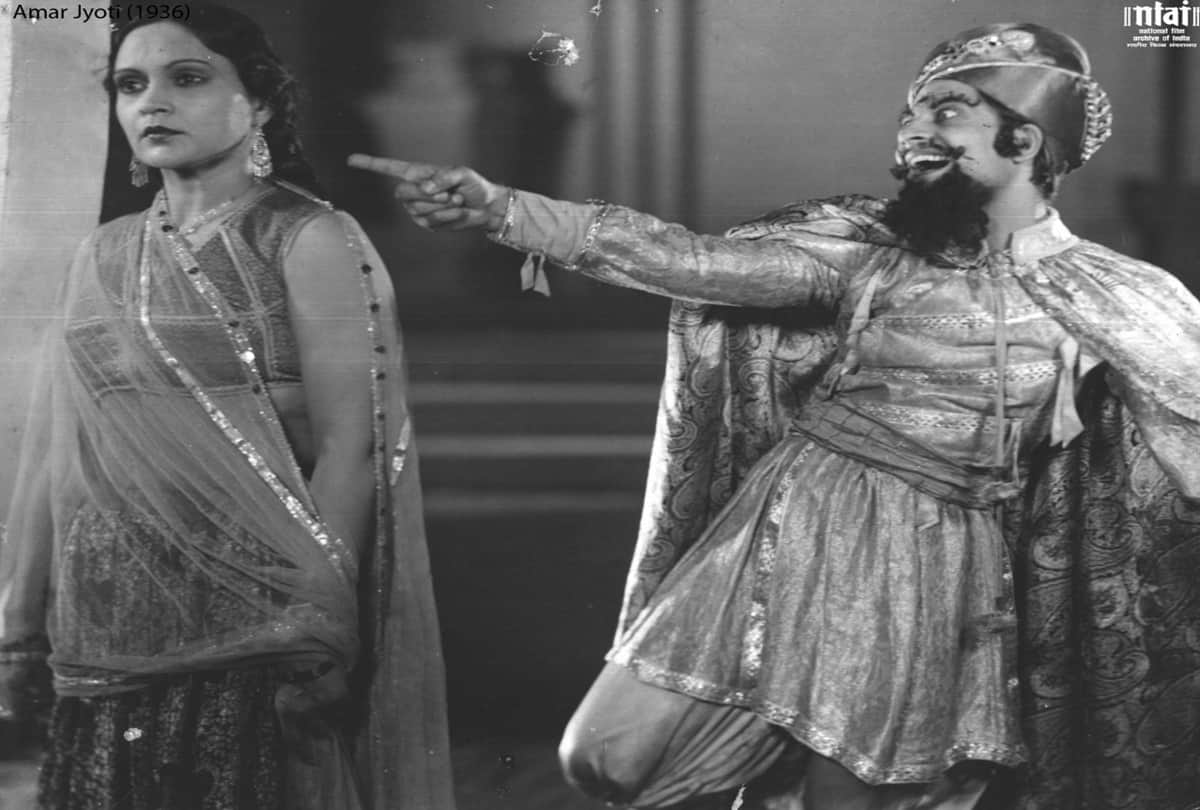 Durga Khote Birthday Special The Poineer Actress of Hindi Cinema who ruled the bollywood with these Characters