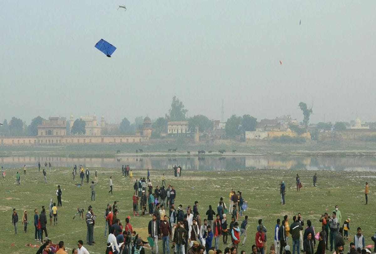 Agra's air deteriorated after Diwali AQI increased from 90 to 200 in a day carbon monoxide also increased