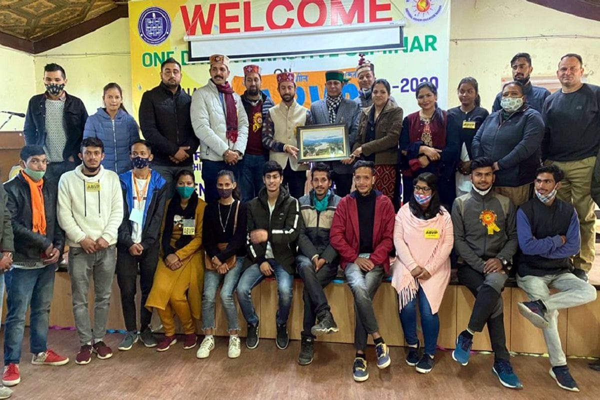 Needy students will get books free in Sundernagar