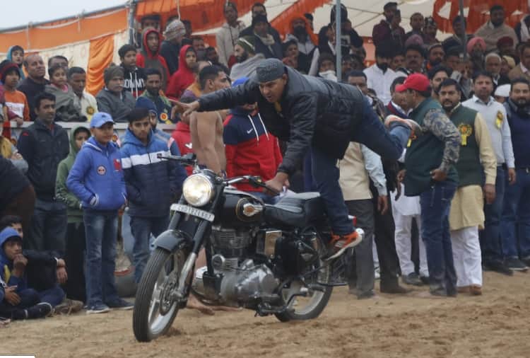 Dangal organized in a village in Chandigarh on Makar Sankranti