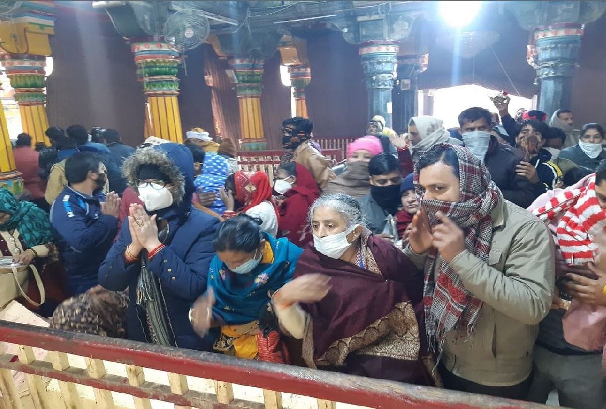 devotees performs worship in temples of mathura vrindavan on makar sankranti