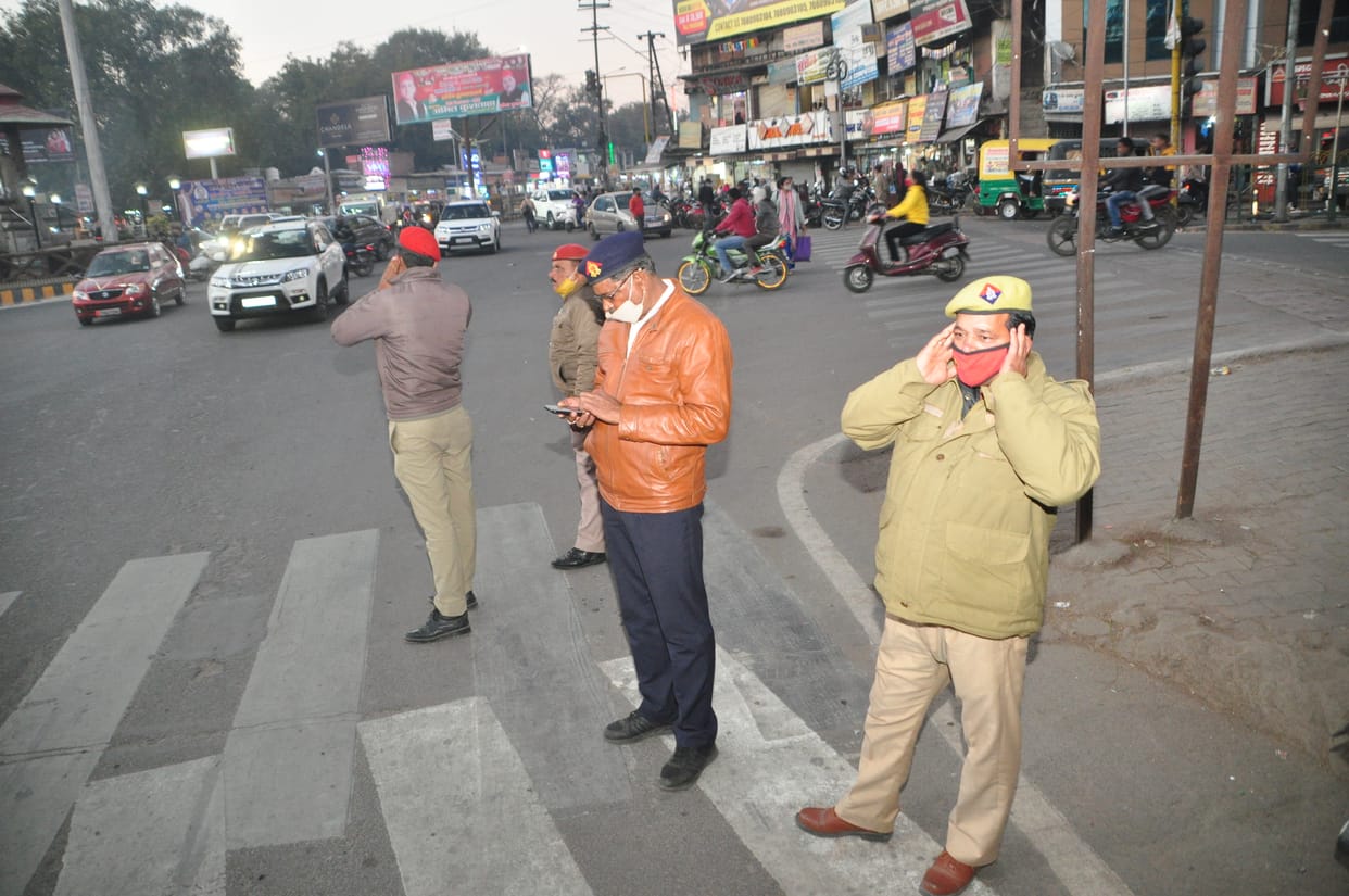 yatayat policewalo ko sunai dene laga kam