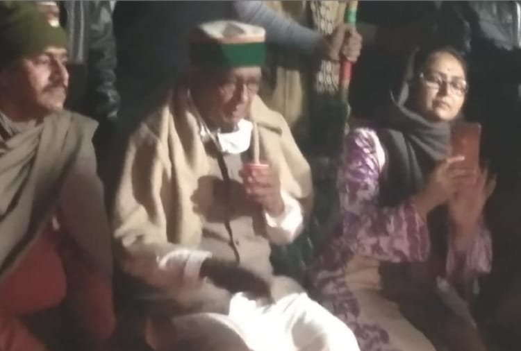 Kisan Andolan: Congress leader Digvijaya Singh reached Tikri border
