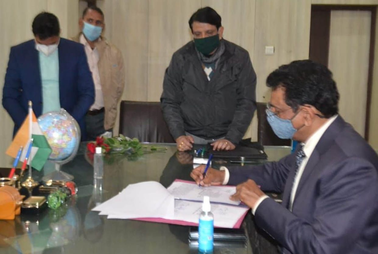 DM takes charge, stop holidays without permission