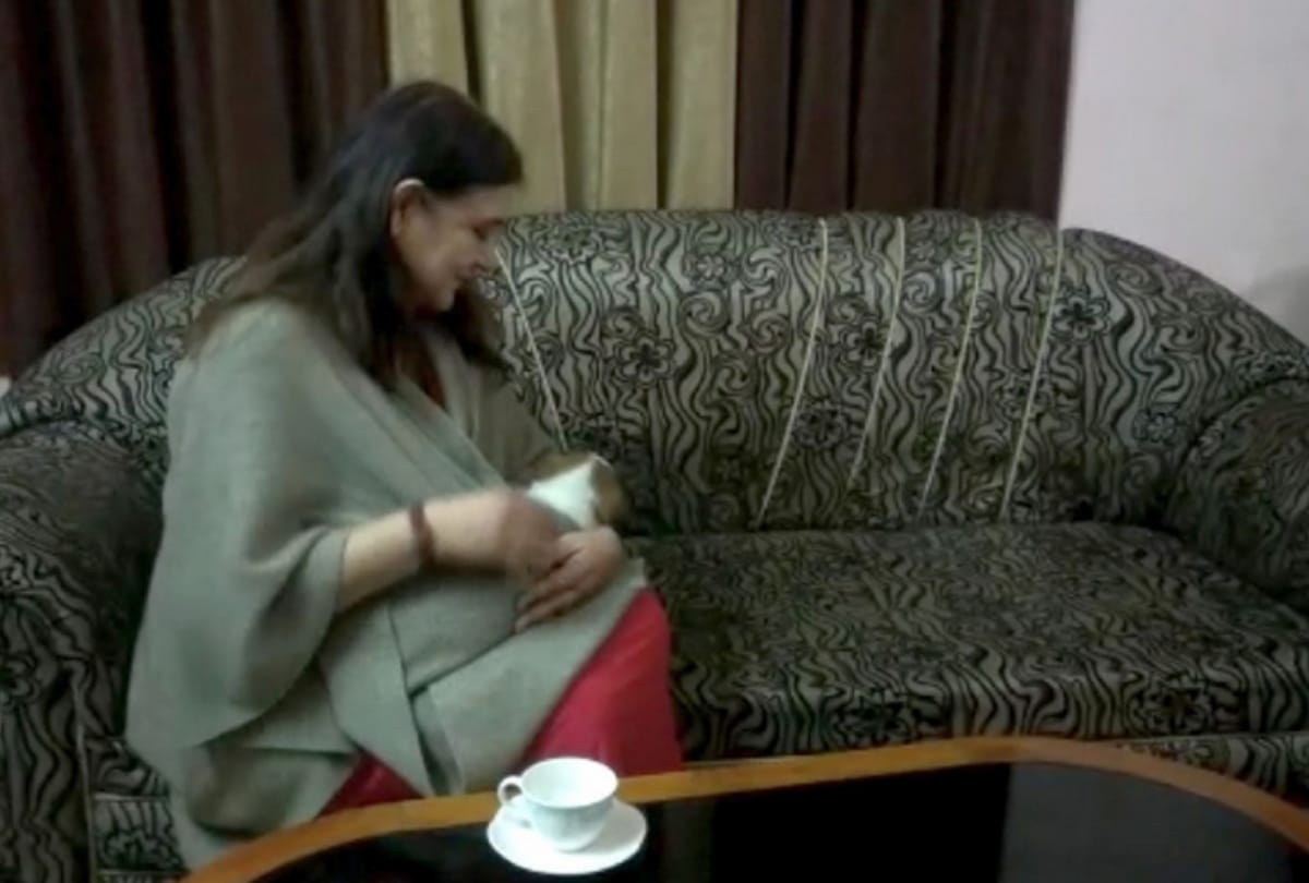 MP adopted blind dog, people of Varanasi left at MP's residence