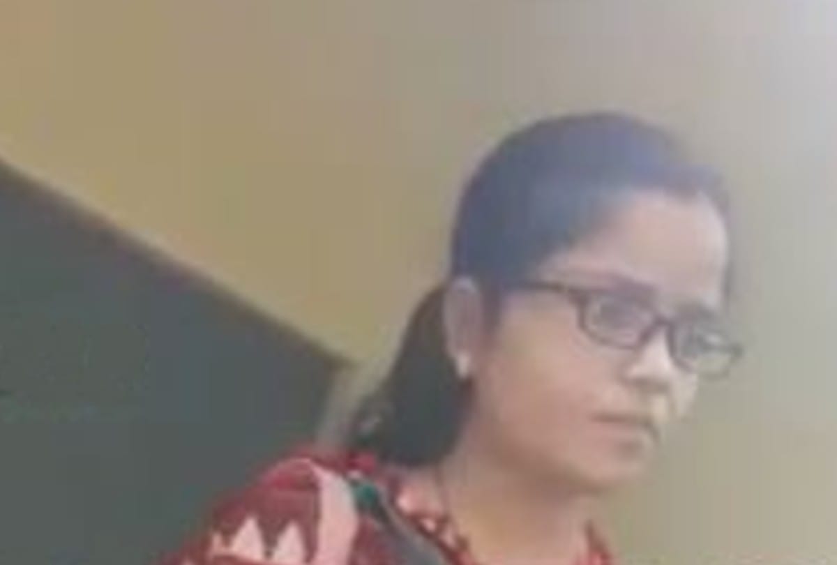 village development officer audio and video goes viral in agra