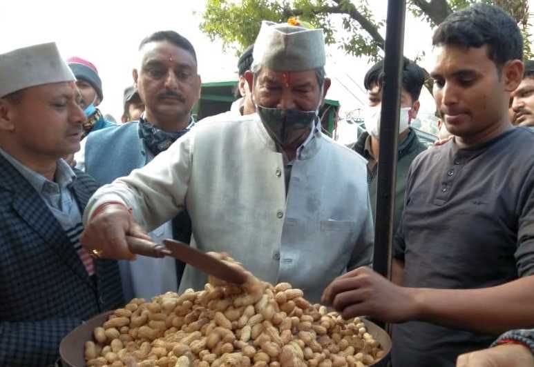 Modi government wants to make farmers tired: Harish Rawat
